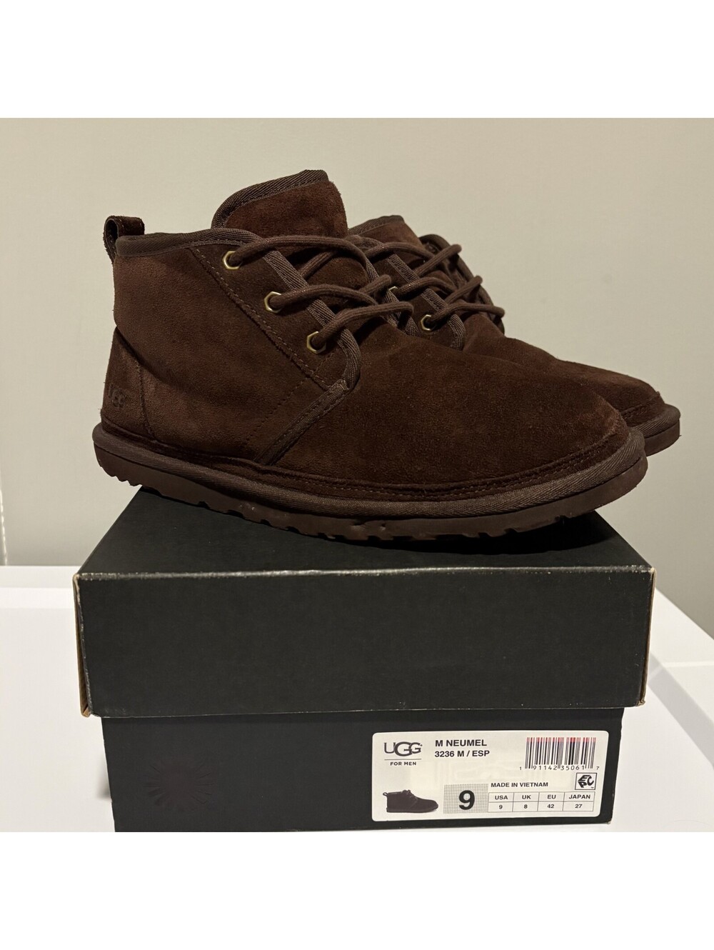 UGG Brown Neumel Suede Fur Lined Lace-Up Chukka Boots Men's 9 Shearling 3236